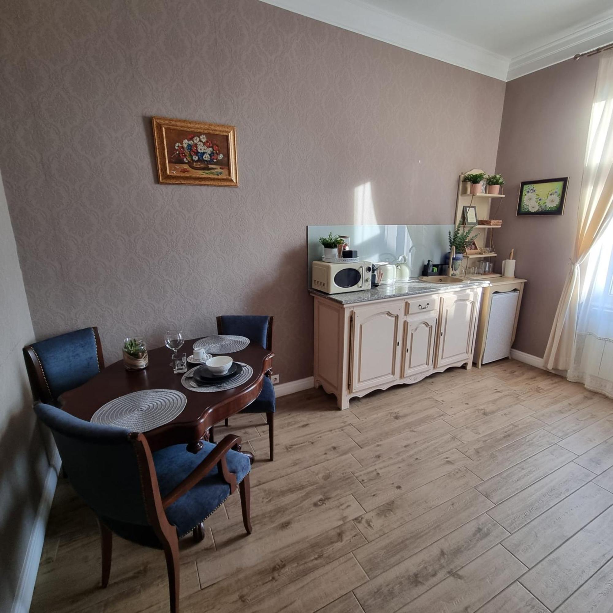 Victoria Apartment 1901 Oradea Exterior photo